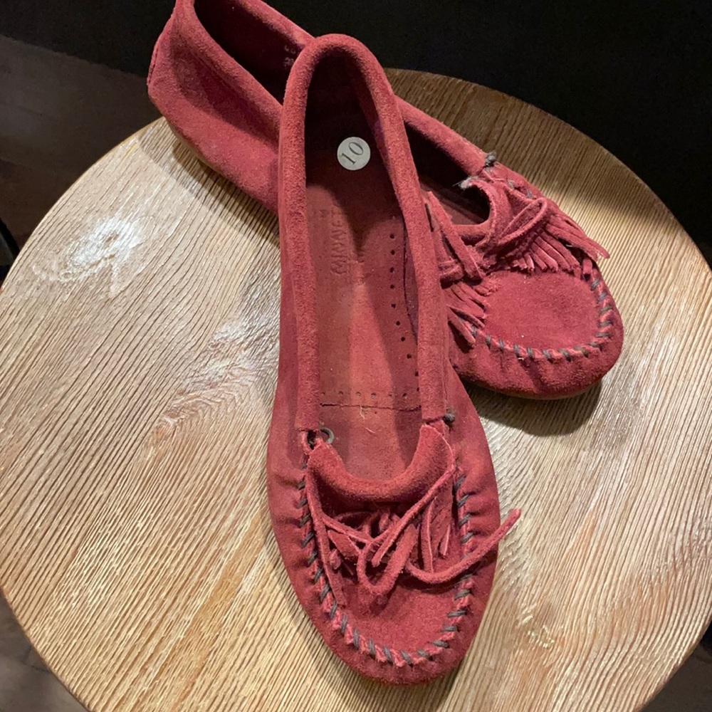 Minnetonka leather moccasins